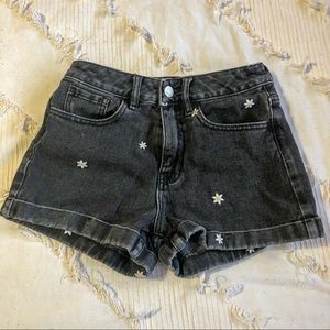 daisy denim mom shorts